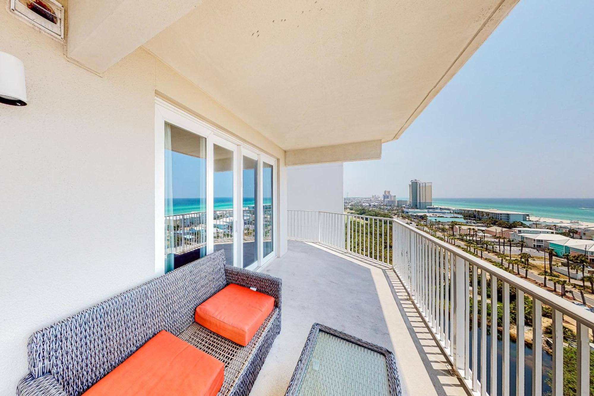 Lake Town Wharf Panama City Beach Room photo